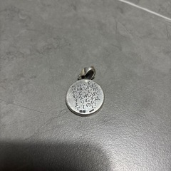 愛国ペンダントの画像