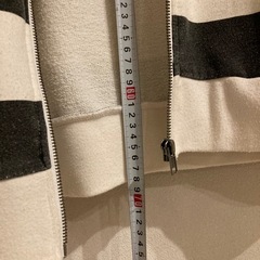 VANSパーカーの画像