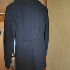 the Scotch House　の紺色のコートの画像