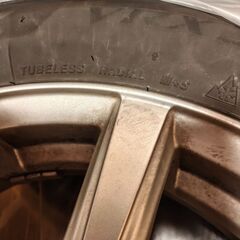 2024年購入 ブリジストンスタッドレスタイヤ ホイールの画像