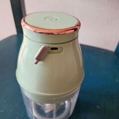 コードレス電動みじん切り器 ミニフードプロセッサーの画像