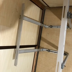 エアコンの室外機を吊るやつの画像