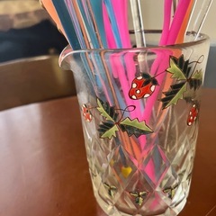 水差しとマドラーの画像