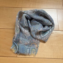 ETRO エトロ　SILK シルク100% スカーフの画像