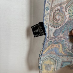 ETRO エトロ　SILK シルク100% スカーフの画像
