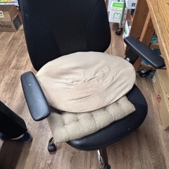 古いチェアの画像