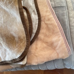 厚手の毛布　敷カバー　各2枚セットの画像