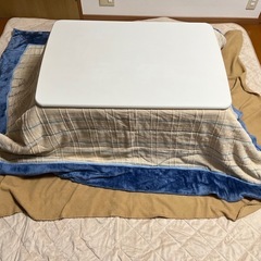 こたつ　白　こたつ布団セット　3000円　の画像