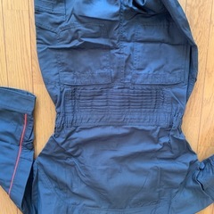 未使用　長袖　つなぎ服　作業服　Mサイズの画像