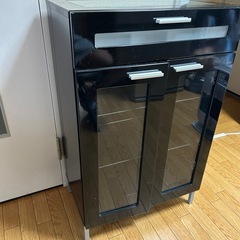 収納家具の画像