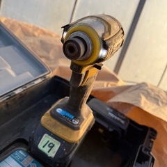 マキタ　インパクトドライバー　TD172  フレッシュイエロー　フルセット
の画像