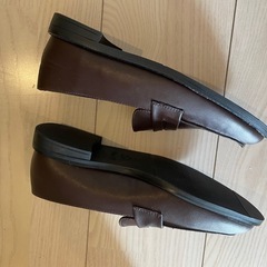 【新品未使用】ローファーパンプス ブラウン 23.5の画像