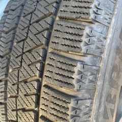 スタッドレスタイヤ4本セット　16インチ　ブリジストン　ヴェルファイア　　の画像