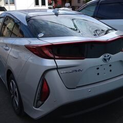 ❑全国自社ローン対応❑      ★令和2年登録トヨタプリウスPHV Sセーフティパッケージの画像