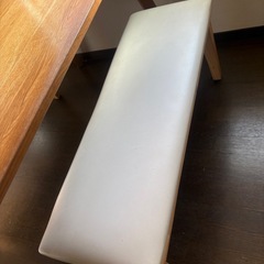 ダイニングテーブル　チェストの画像