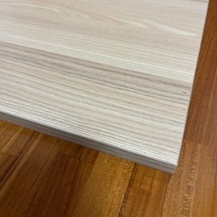 ツルツル加工の木の板の画像