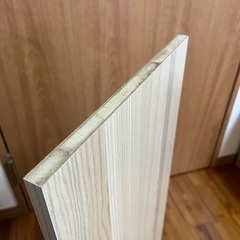 ツルツル加工の木の板の画像