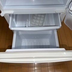 ⭐️ジャンク冷蔵庫⭐️ シャープ　SJ-D14D-Wの画像