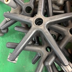 イスのキャスター コロ まとめて 自由研究 工作 研究開発の画像