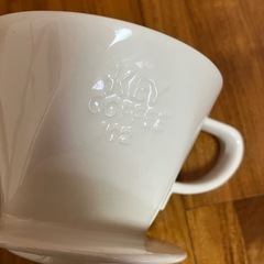 コーヒーフィルター90枚と陶器のコーヒードリッパー　セットでの画像
