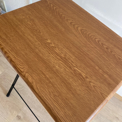 折りたたみテーブルの画像