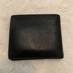 プラダ 正規品　二つ折り財布の画像