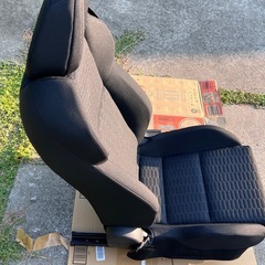 美品　トヨタ GR86 ZN8 純正　シート 助手席 BRZの画像