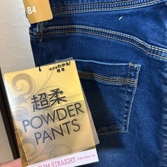② 新品　大きめ　しまむら　ジーンズ　の画像