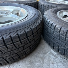 195/65R14スタッドレス+マルチアルミ5穴4本セットの画像