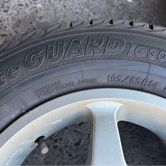 195/65R14スタッドレス+マルチアルミ5穴4本セットの画像