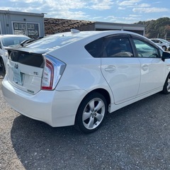 分割OK  30プリウス後期　Sツーリング　車検９年1月　平成24年式　走行12万キロ　修復歴なしの画像