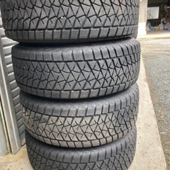 トヨタランドクルーザープラド  スタッドレスタイヤ　ホイルセットの画像