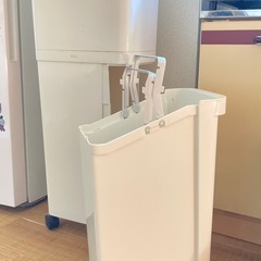 分別ラクラク◎2段式キャスター付きゴミ箱／最大5分別／袋固定機能ありの画像