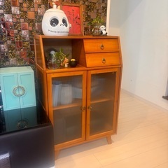 収納家具　キッチン収納　リビング家具　3開の画像