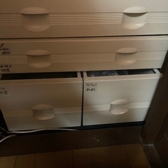 収納家具の画像