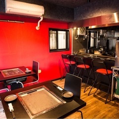 髪色、ネイル、ピアス、外見自由‼︎お好み焼き・もんじゃ・鉄板焼のお店のアルバイト！ホール&洗い場&調理補助の画像