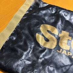 ゴールド　スパイク入れなどに の画像