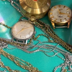 1300点以上⭐️アクセサリー大放出！！ブランド有り⭐️1つ50円からのフリマ開催中⭐️の画像