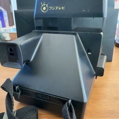ポラロイドカメラ　フジテレビマーク付きの画像