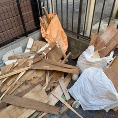 木材・廃材の画像