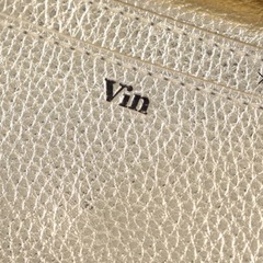 vin2つ折り財布の画像