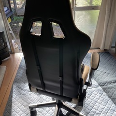 ゲーミングチェアの画像