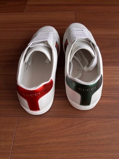 GUCCIスニーカー