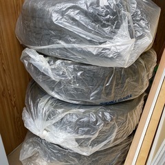 【ほぼ未使用】iceGUARD ig70 スタッドレスタイヤ 16インチの画像