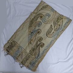 ( E-139 )ストール インド刺しゅう風 ３つまとめて まとめ売り セット ベージュ グリーン ピンク 大判 フリンジ マフラー 中古の画像