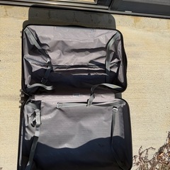 ジャンク　車輪1ケ欠　リモワ RIMOWA キャリーケース スーツケース 旅行 トラベル 高さ約63cm 横幅約42cm 現状品 ジャンク の画像