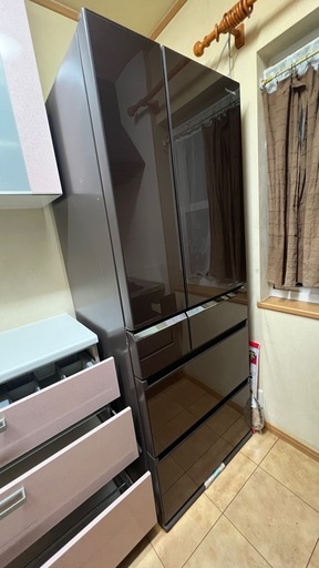 冷蔵庫  パナソニック ナノイー  555L