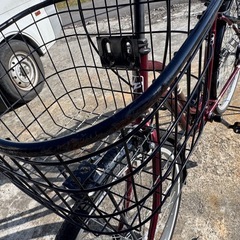 状態良好　美品　エンジ？　ボルドー？　軽快車　自転車　ママチャリ　26インチ　の画像