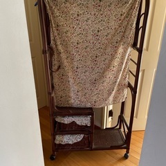 籐　ハンガーの画像