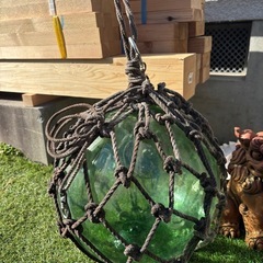 シーサー2体＋浮き玉（大）＋シャコ貝（大）2枚セットの画像